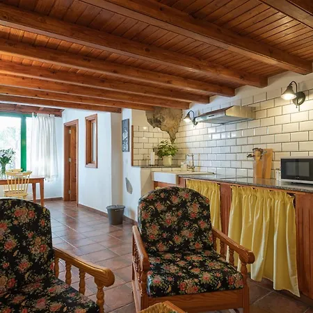 Holiday home Sunset Views Terrace 2br Cave House - Parking