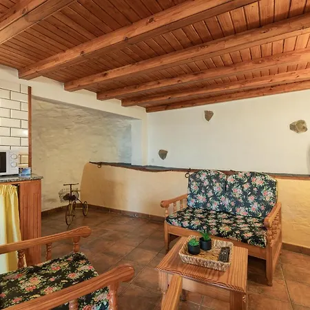 Sunset Views Terrace 2br Cave House - Parking